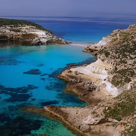 Le Casette Di Simona 度假居 *