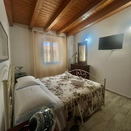 度假居 Le Casette Di Simona 兰佩杜萨