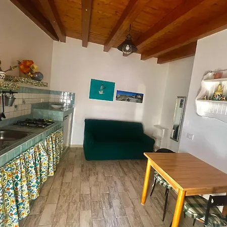 Le Casette Di Simona * 兰佩杜萨